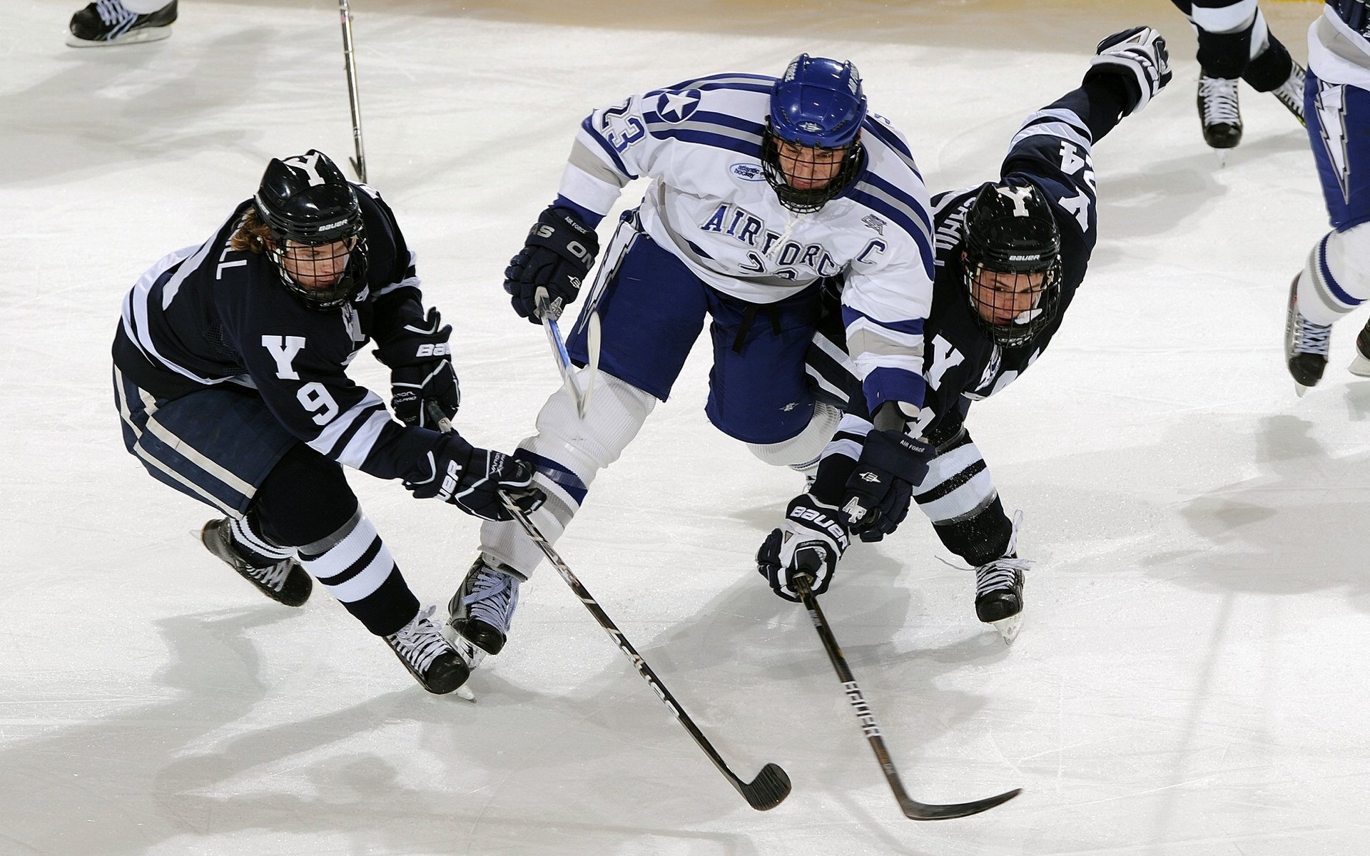 突尼斯碾压贝蒂斯，罗德里戈如何用智慧撕碎铁桶阵