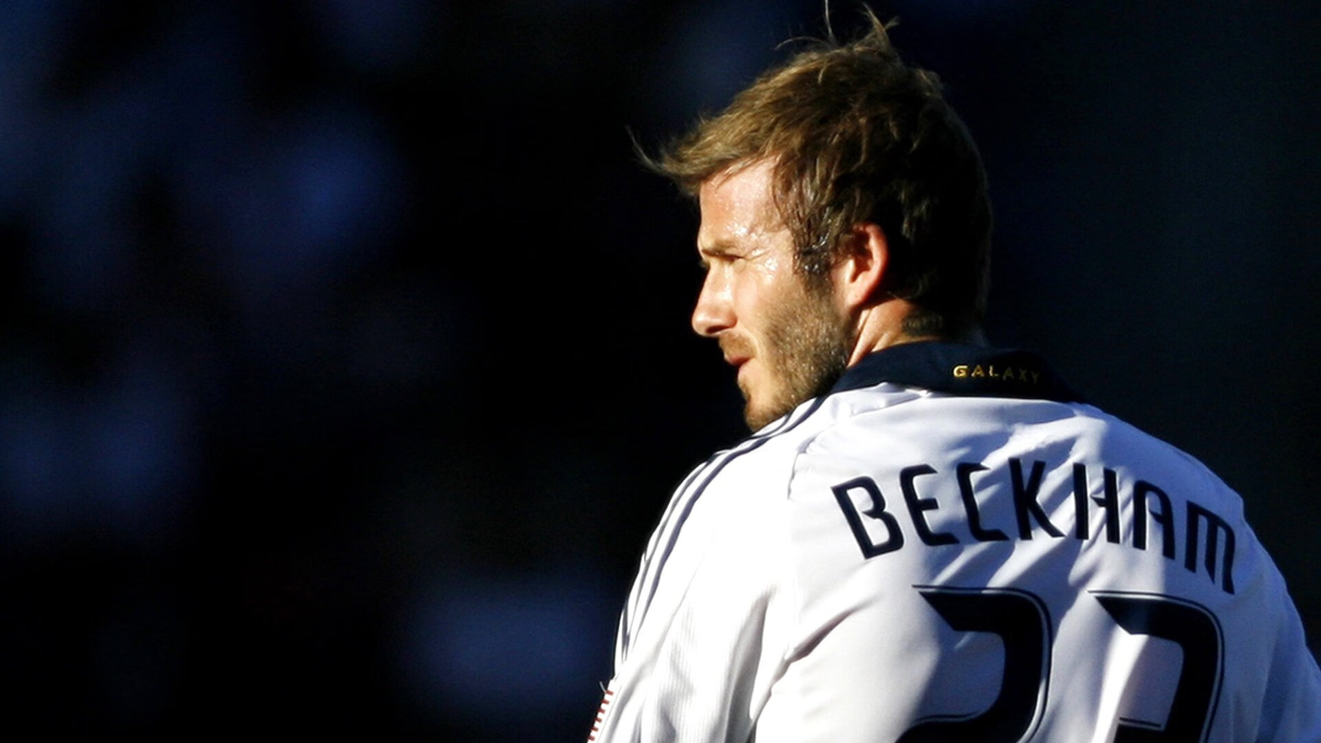 爱游戏在线-伊布，当大场面先生闯入乌拉圭对阵马德里的平行宇宙